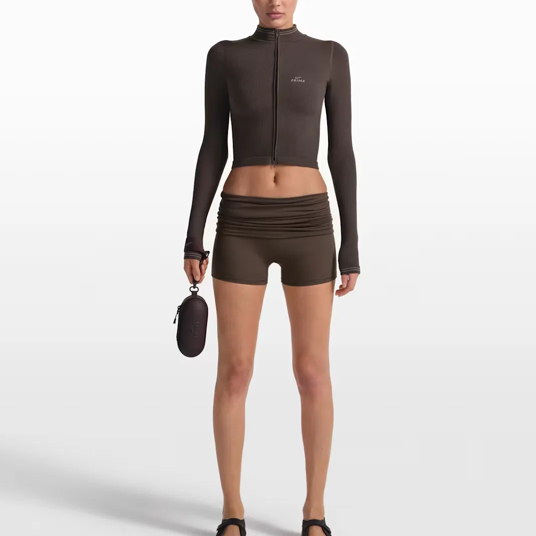 Куртка женская укороченная на молнии SKIMS Ribbed Seamless Nike, NSKM PHOENIX/NSKM TRUFFLE — фото 3