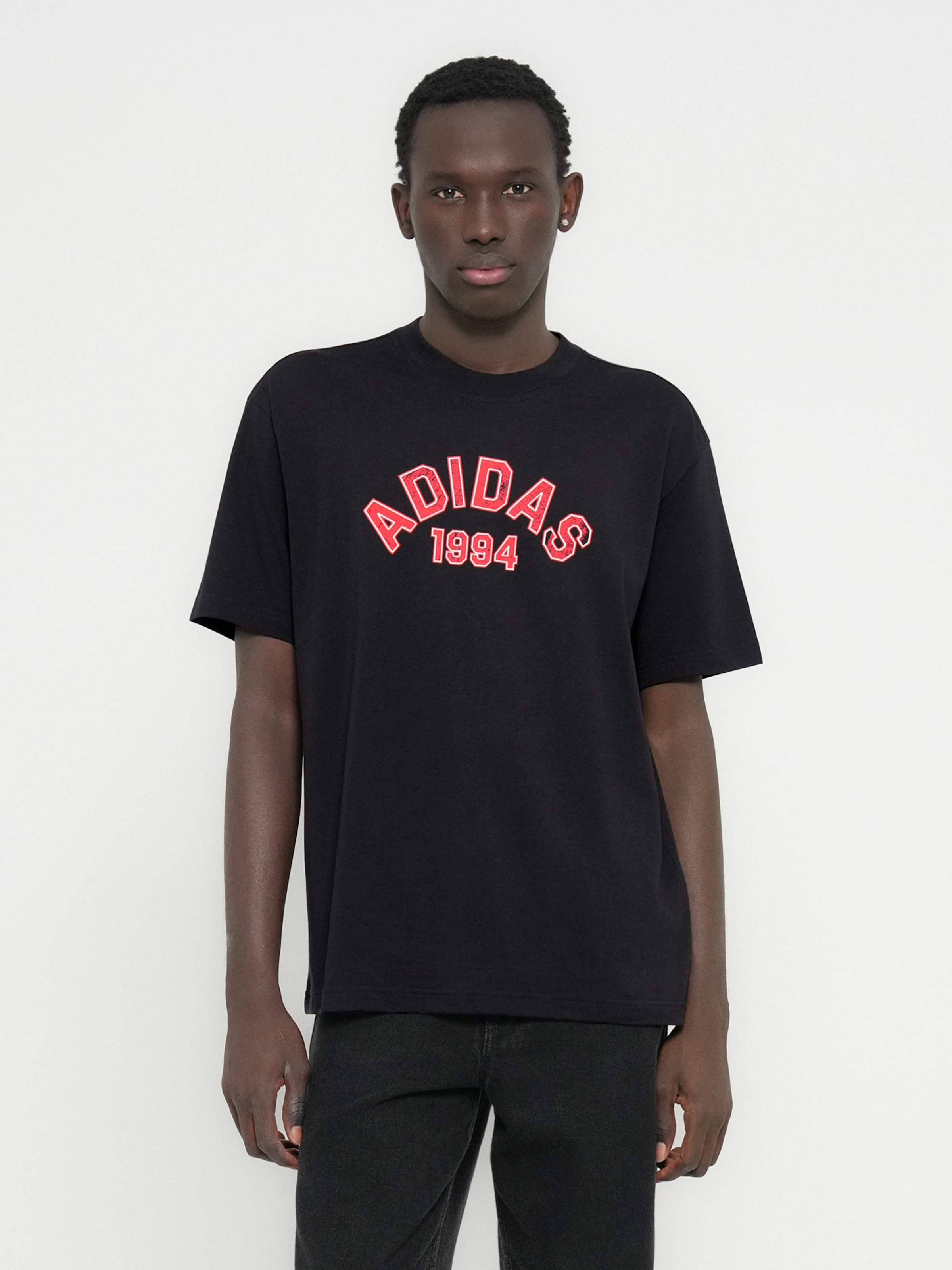 Adidas Originals Футболка в черном цвете — фото 2