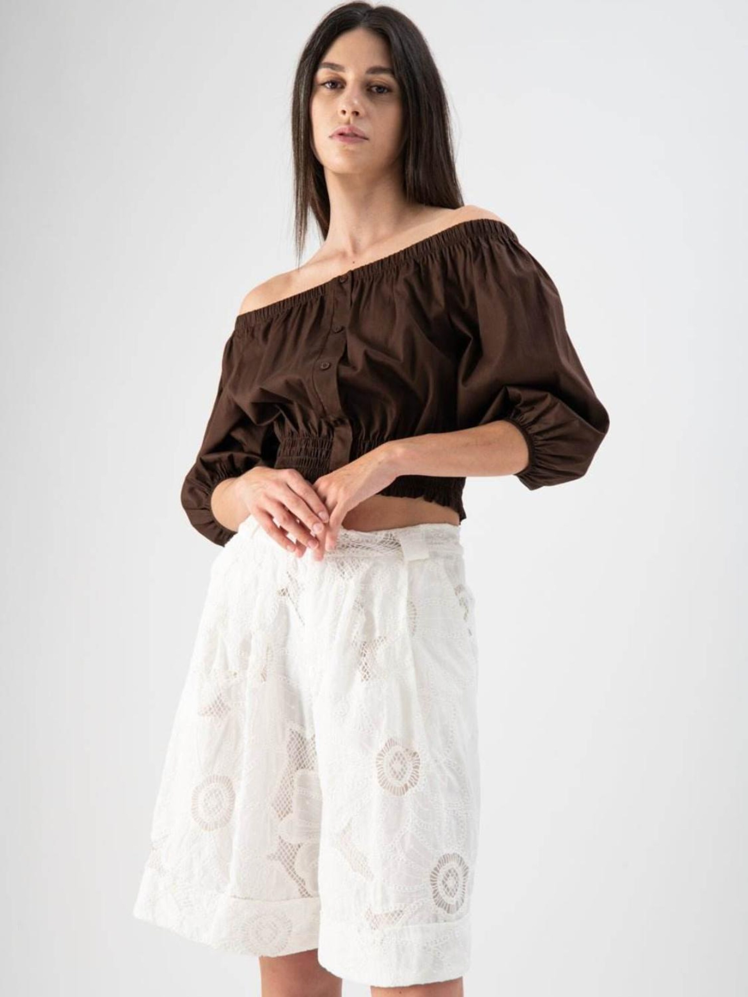 

MND Блузка 'Brownie' в темно-коричневом цвете