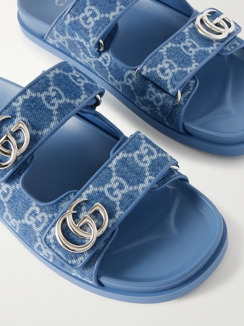 Сандалии из джинсовой ткани с принтом и украшениями GUCCI, синий — фото 4