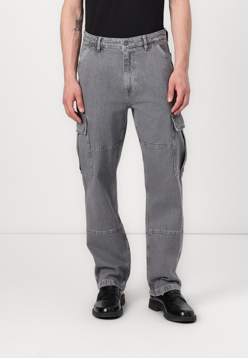 

Брюки карго Guess Jeans, светло-серый