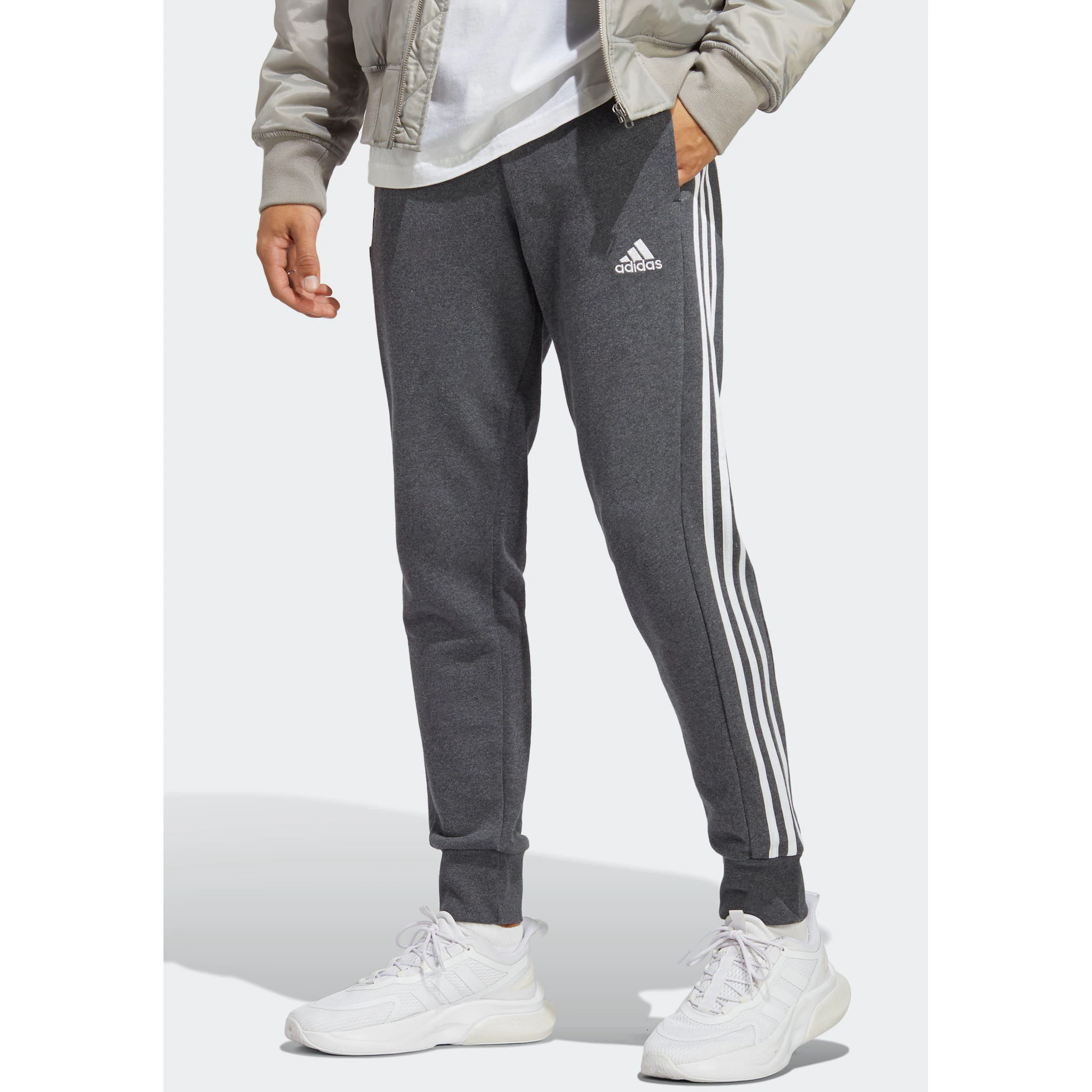 

Adidas Sportswear спортивные брюки "ESSENTIALS FRENCH TERRY TAPERED CUFF 3-STRIPES PANTS" (1 шт.), белый