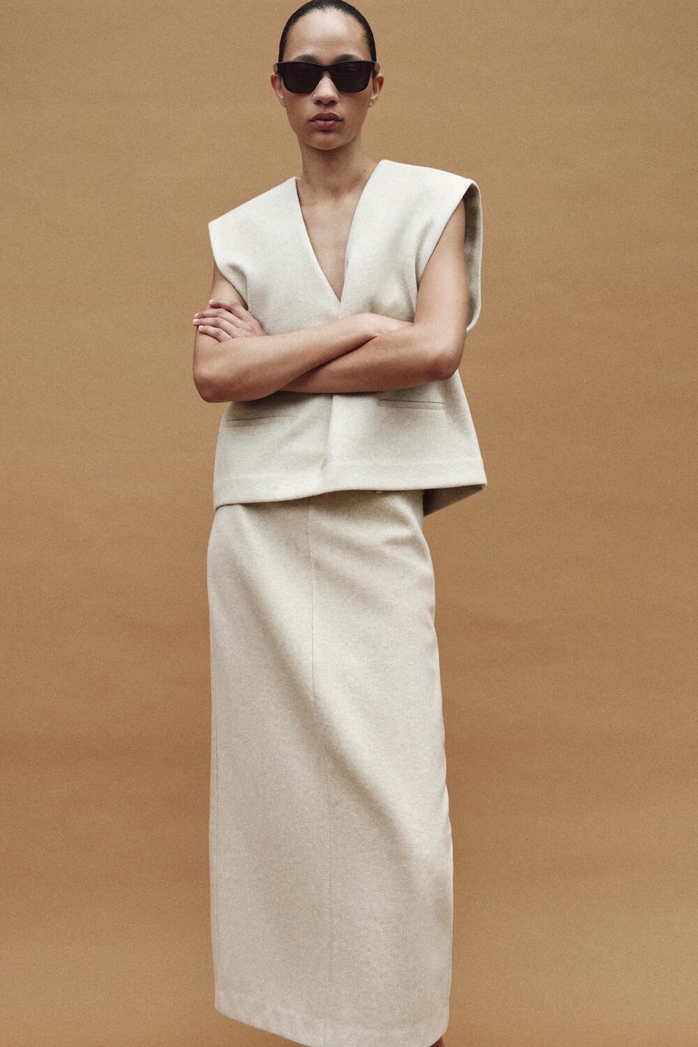 

Мягкая юбка миди ZARA, цвет Light sand