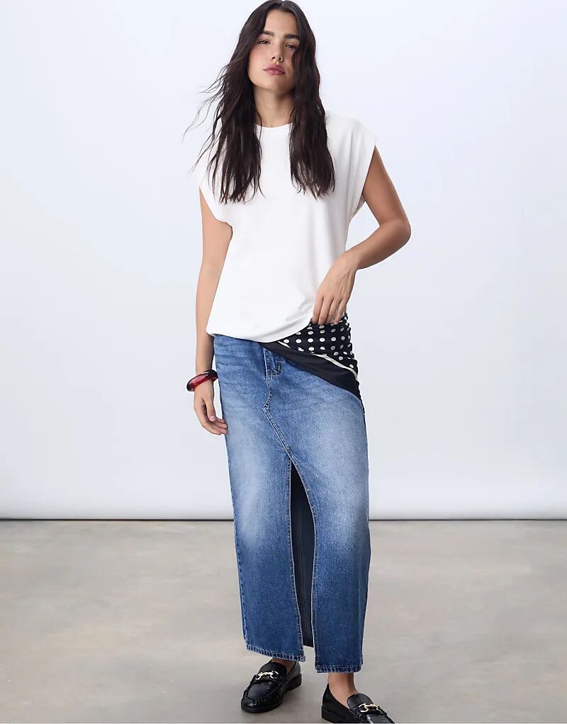 

Юбка миди Stradivarius свободного кроя из денима средней потертости