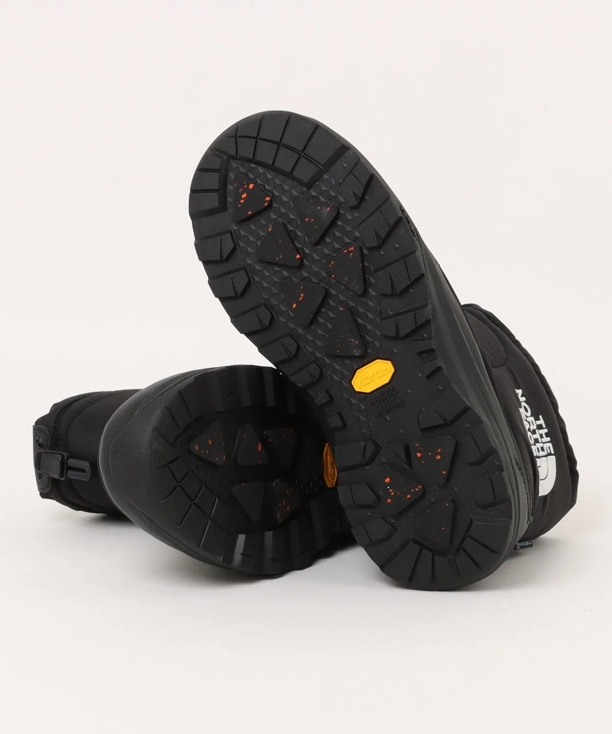 Ботинки зимние The North Face NUPTSE BOOTIE WP LOGO SHORT ARCTIC GRIP, чёрный/белый — фото 3