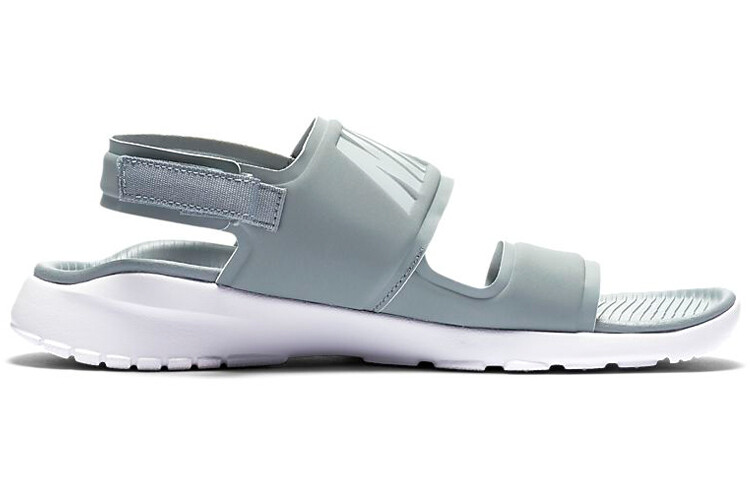 Женские пляжные сандалии Nike Tanjun