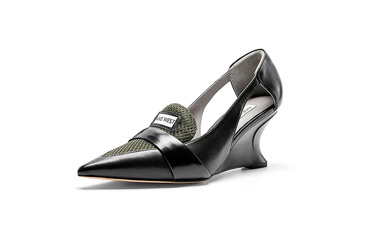 Женские туфли на каблуке Irregular Heel бренда NINE WEST, цвет экрю светло-серый — фото 3