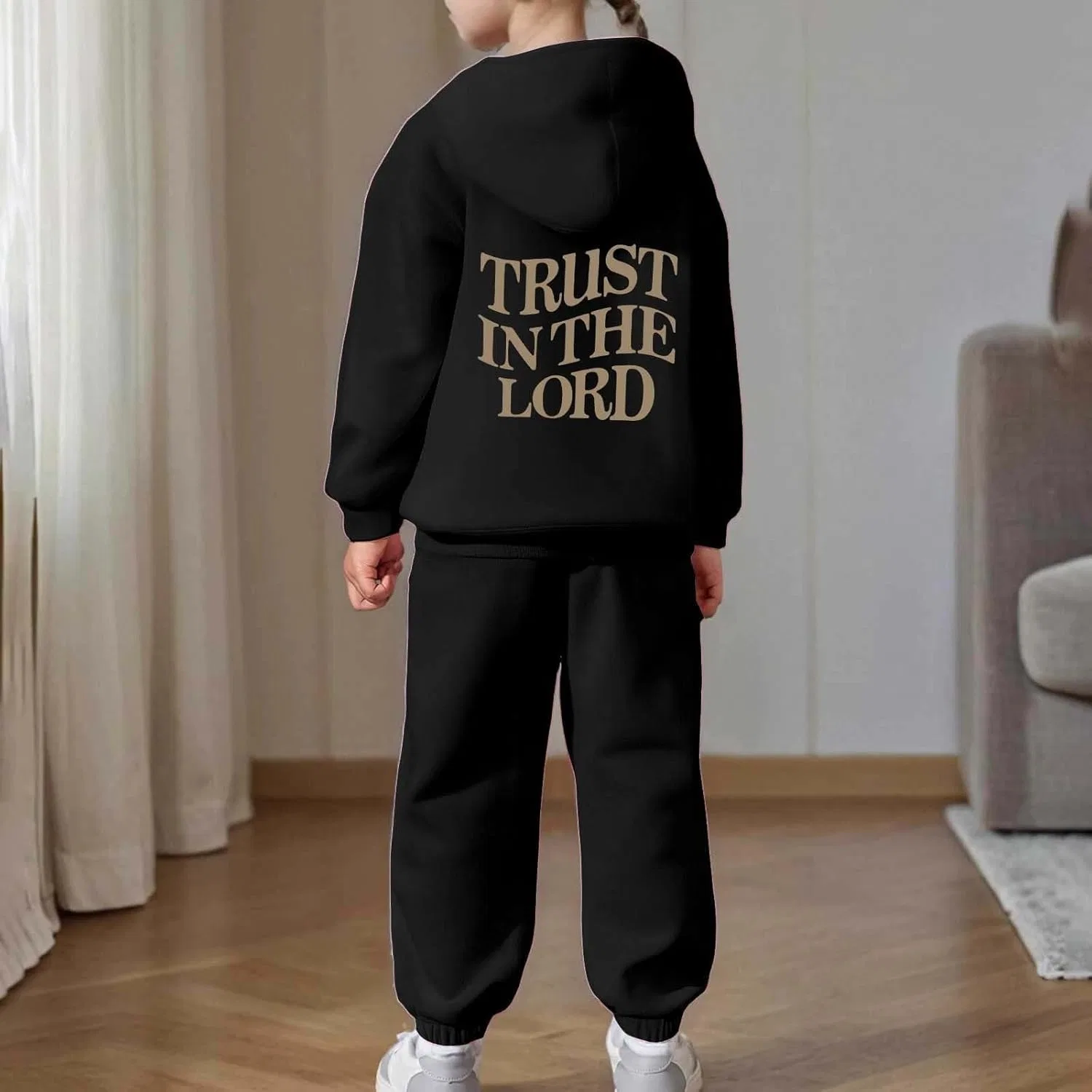 Детский спортивный костюм с принтом Trust in The Lord Jesus, худи и джоггеры, Black, размеры 2-13 лет — фото 2
