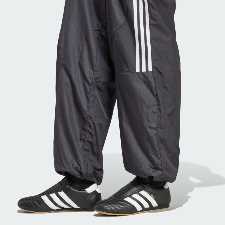 Брюки свободного кроя ADIDAS ORIGINALS Adicolor Teamgeist, черный — фото 4