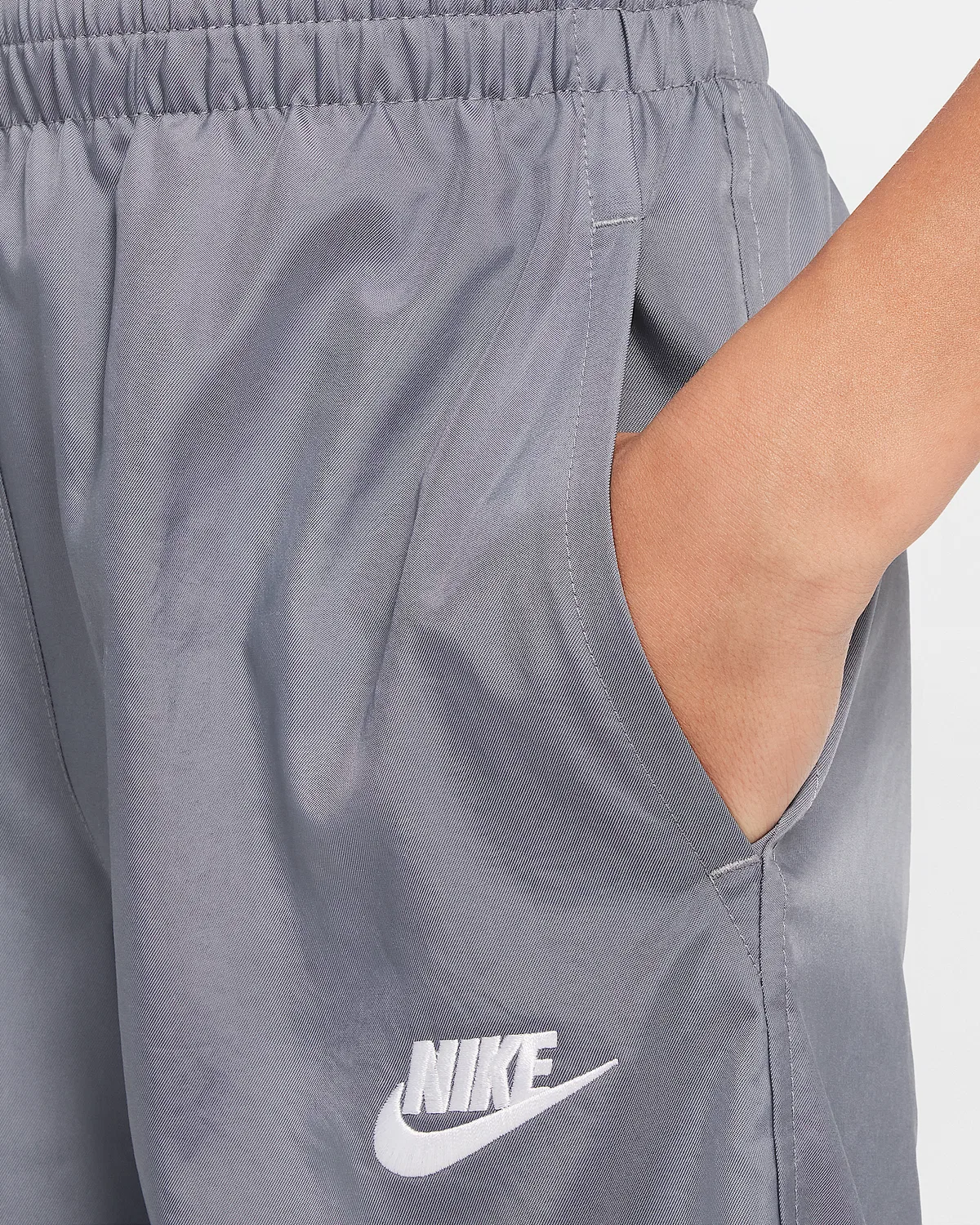 Детские спортивные штаны Nike Sportswear Club, Smoke Grey/White — фото 4