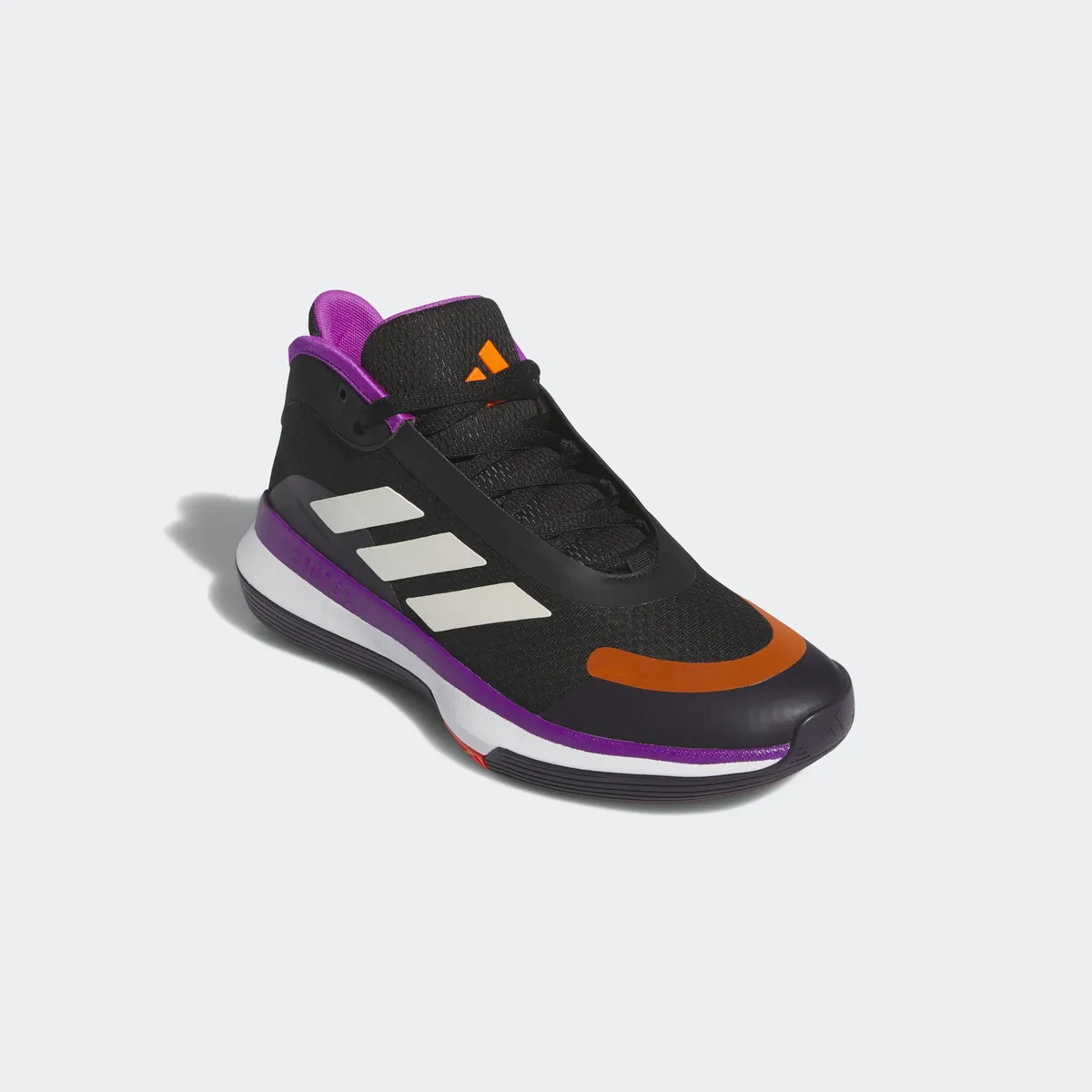 

Баскетбольные кроссовки Adidas Performance "BOUNCE LEGENDS LOW", цвет Core Black / Purple Burst / Aurora Black