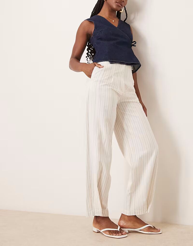 

Льняные брюки ASOS DESIGN с разноцветными хлястиками внизу в экрю-полоску