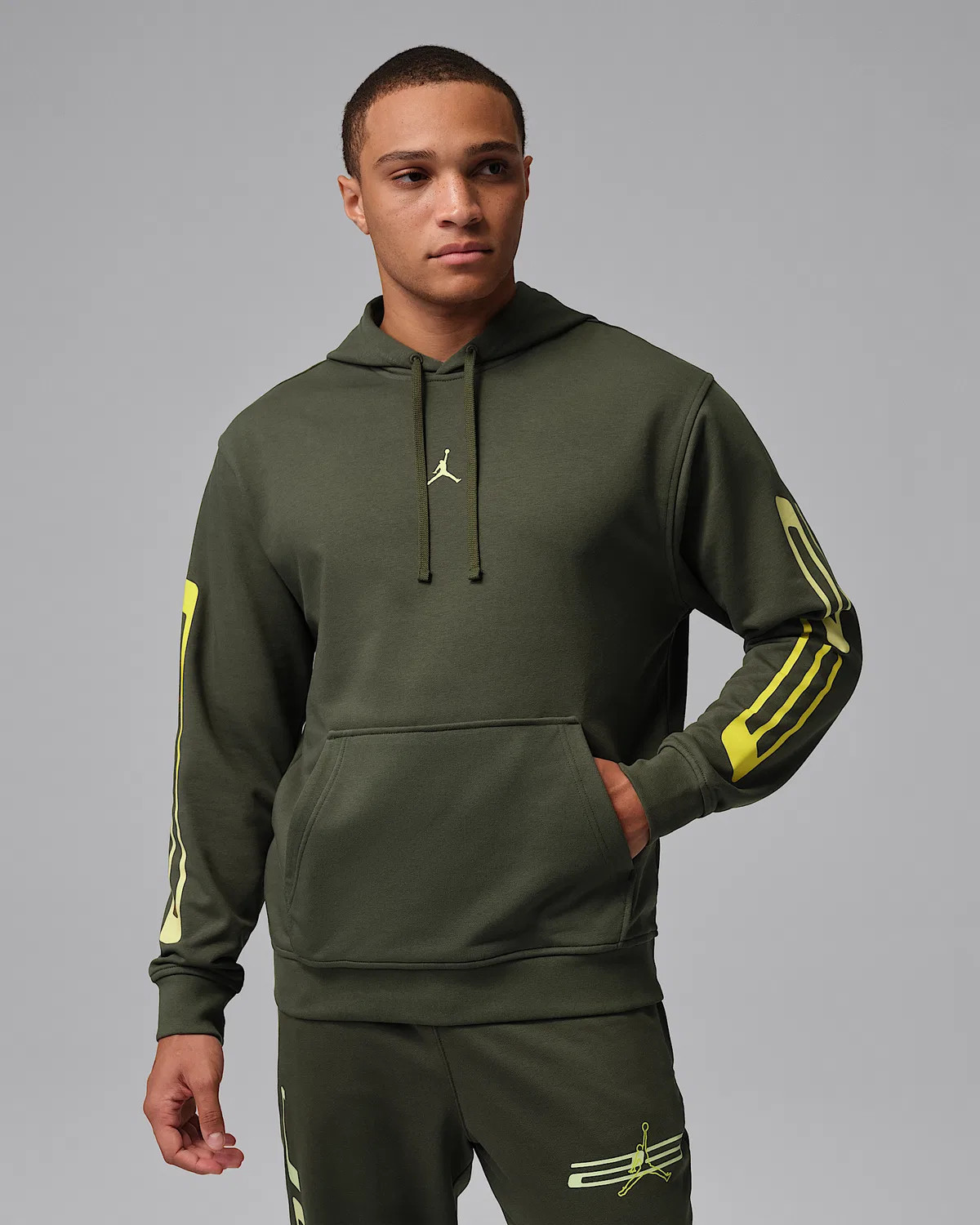 Мужская толстовка с капюшоном Dri-FIT Fleece Graphic Pullover Hoodie Jordan Sport Crossover, Cargo Khaki