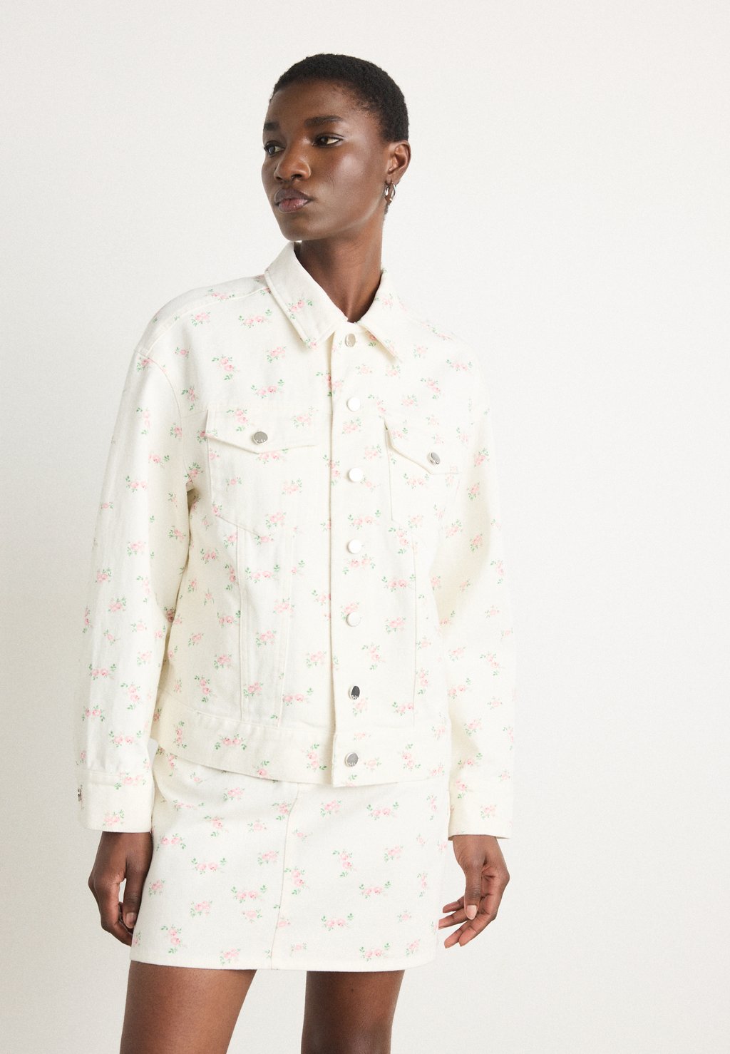 

Джинсовая куртка JACKET Cras, белый