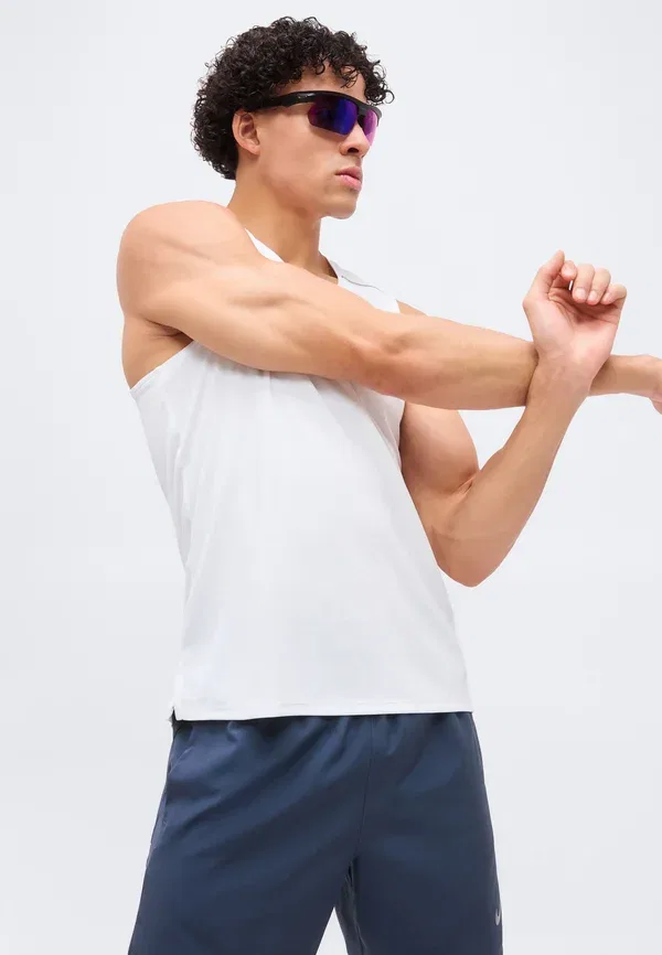 Майка Nike Performance Miler, белый — фото 4