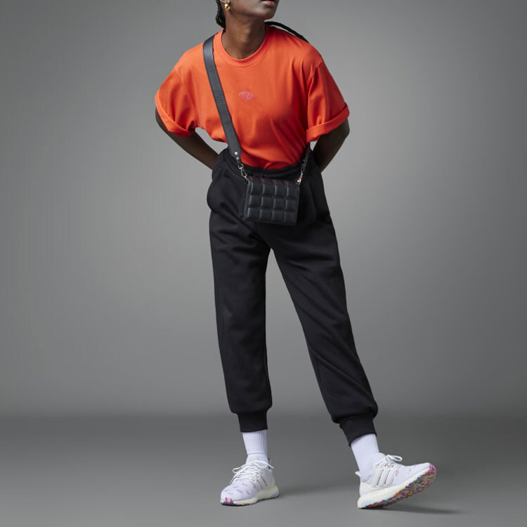 Футболка унисекс ярко-красная Adidas, красный — фото 2