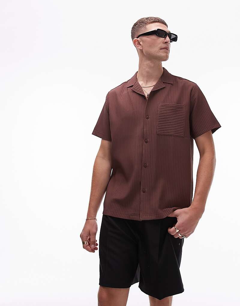 

Лиловая плиссированная рубашка с короткими рукавами Topman