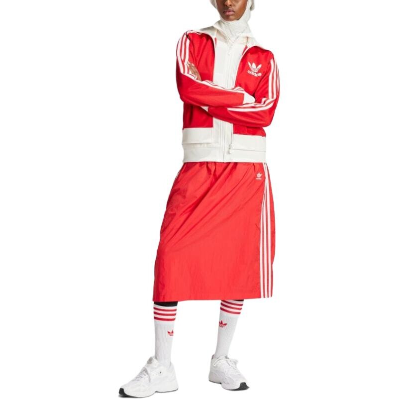 Куртка женская алая Adidas Originals, цвет Scarlet — фото 2