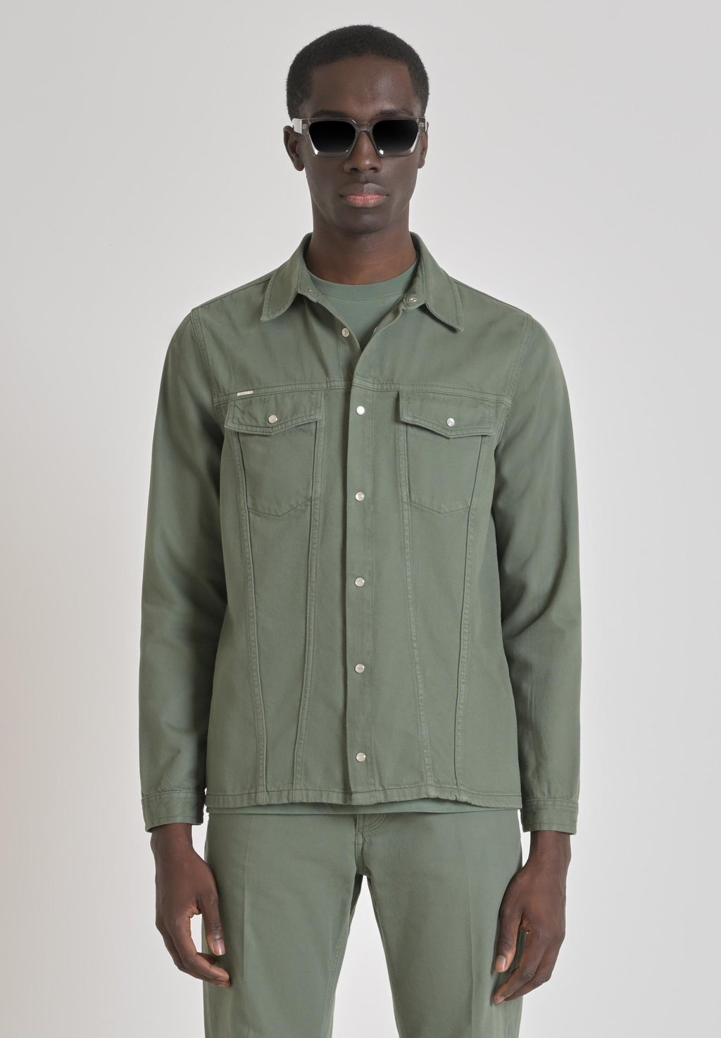

Джинсовая куртка REGULAR FIT Antony Morato, зеленый