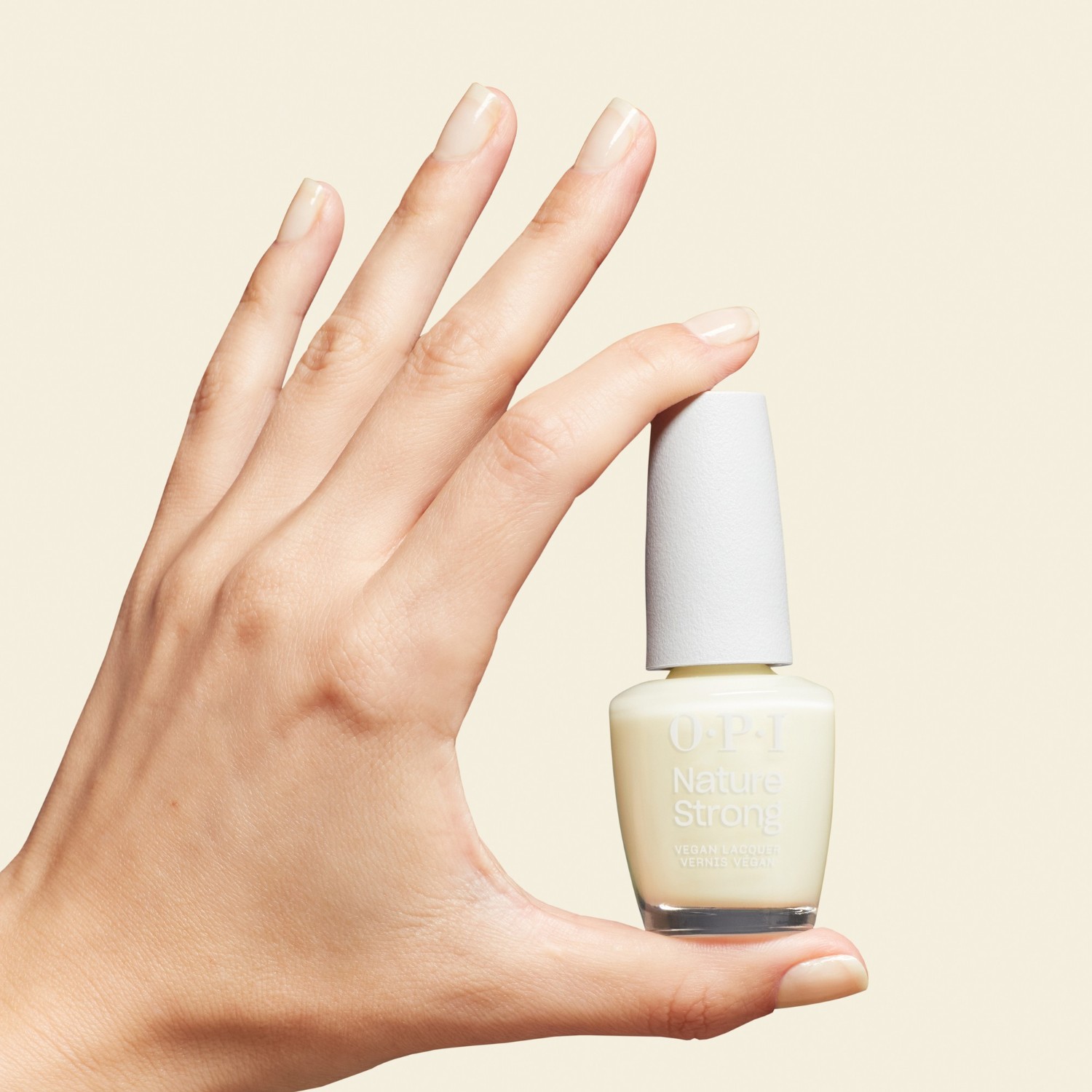 Лак для ногтей nature strong vegan Opi, cauliflower power, объем 15 мл — фото 4