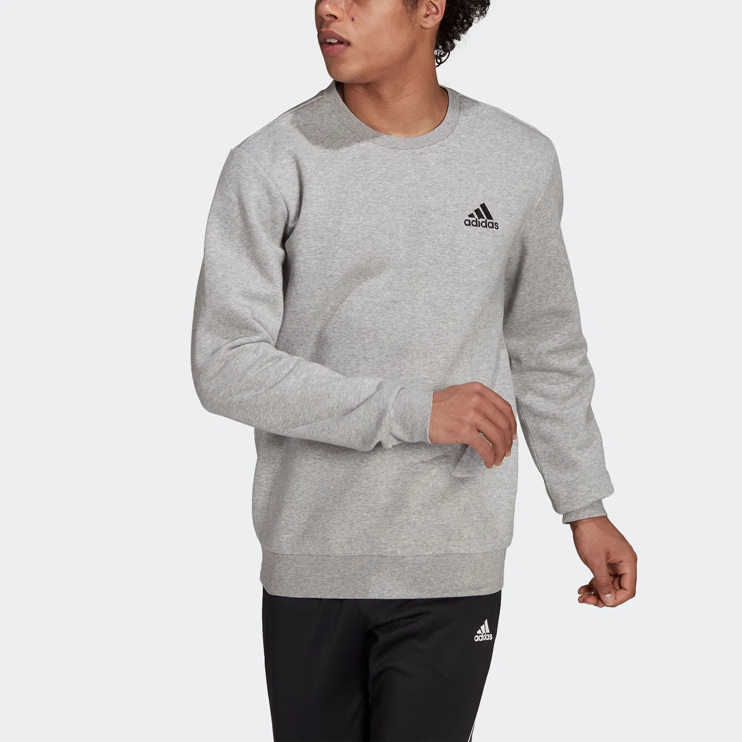 Мужской флисовый свитшот Essential средне-серый меланж от Adidas