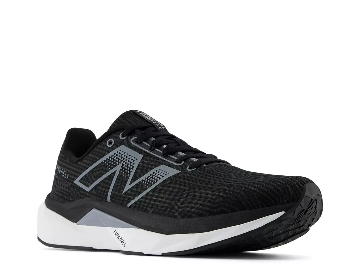 

Кроссовки New Balance FuelCell Propel v5 для бега — мужские, черные/белые