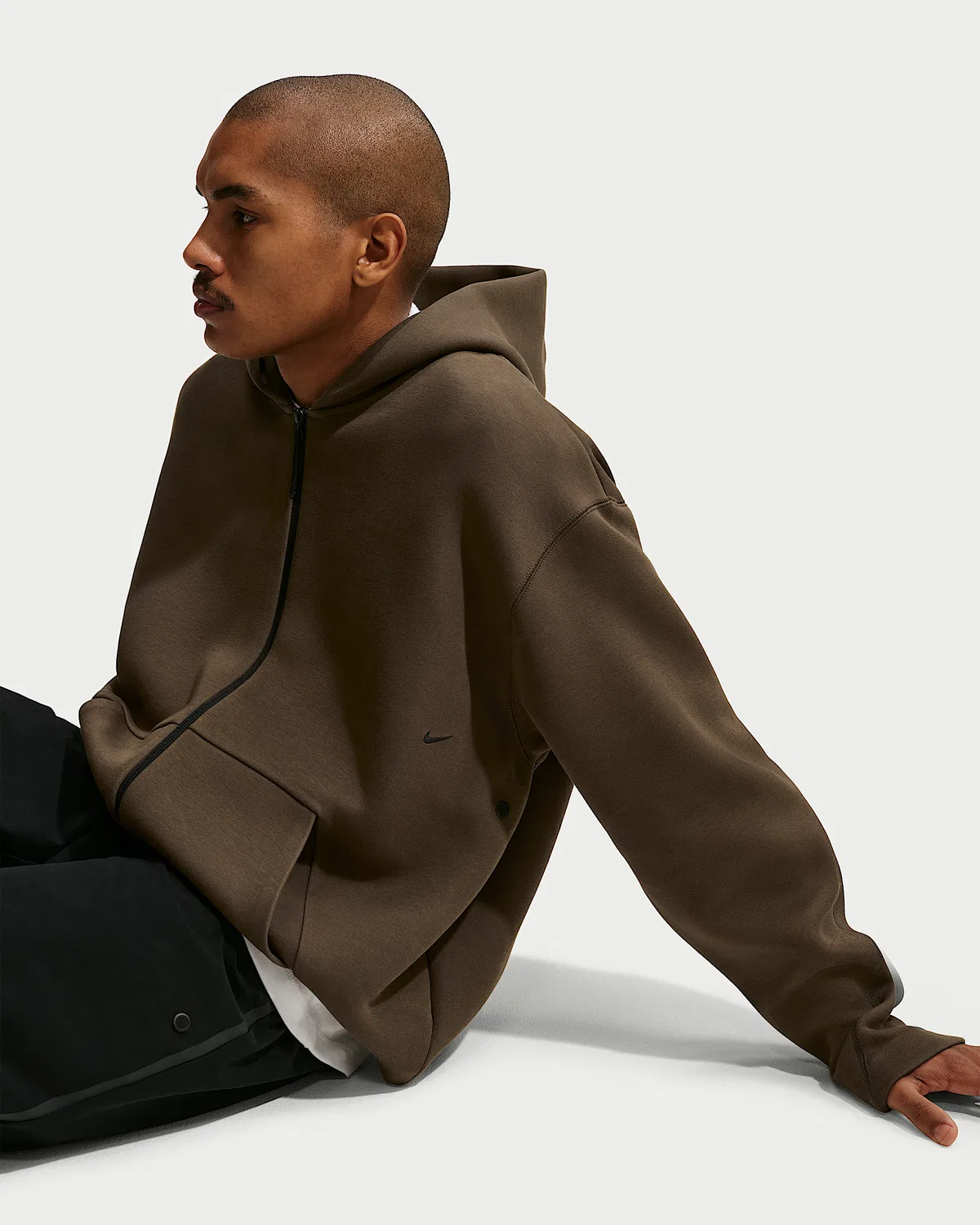 Мужская флисовая худи на молнии Nike Tech, Dark Hazel/Black — фото 3
