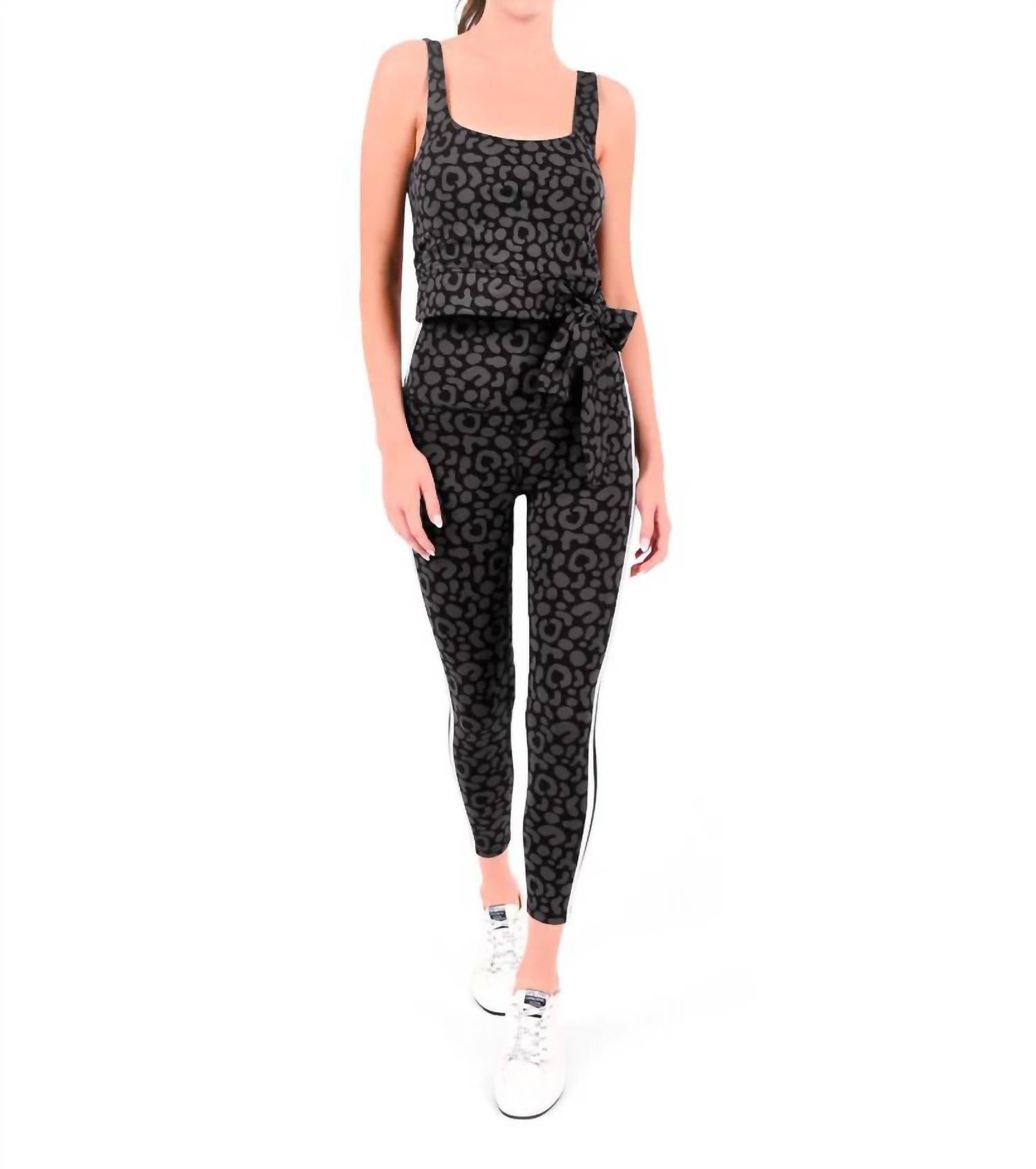 

Спортивный укороченный топ Bow In Noir Cheetah Emily McCarthy