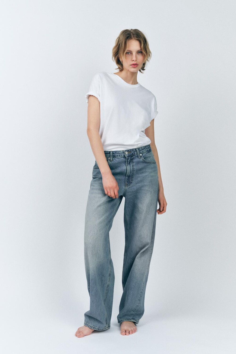 

Мешковатые джинсы со средней талией ZARA, светло-голубой