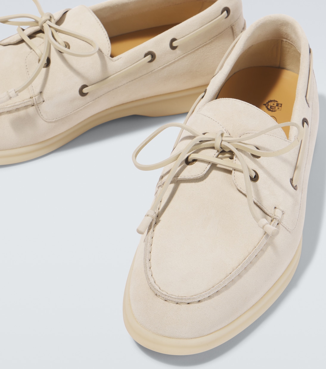 Мужские лодочные туфли Sea-Sail Walk из замши Loro Piana, экрю — фото 2