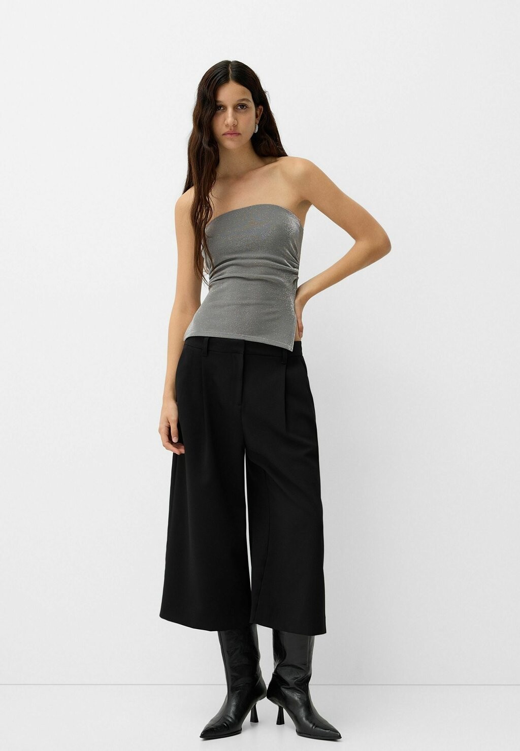 

Топ Bershka, серебристый