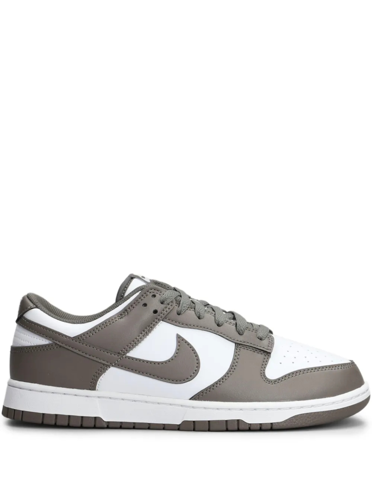 

Кроссовки Nike Dunk