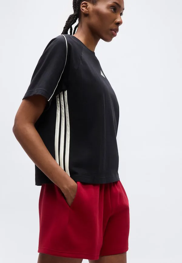 Спортивные шорты Adidas Sportswear, Active Maroon — фото 4
