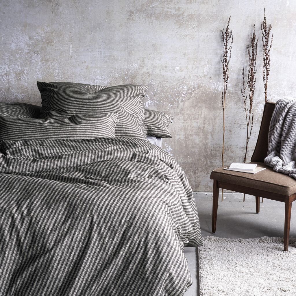 

Постельное белье Irisette из флиса и хлопка Норка 8872-12 серая в полоску утепляющее, размер: одинарная наволочка 40 х 80 см, Серый, Постельное белье Irisette из флиса и хлопка Норка 8872-12 серая в полоску утепляющее, размер: одинарная наволочка 40 х 80 