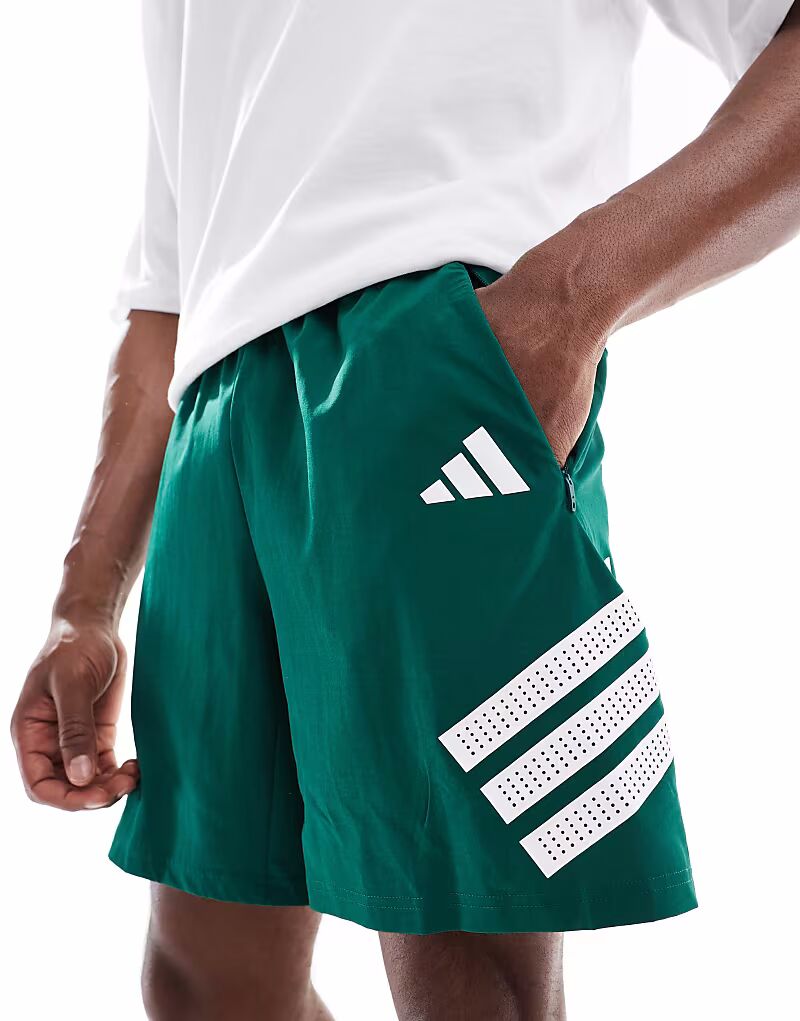 

Спортивные шорты Adidas Training Essentials с тремя полосками темно-зеленого цвета Adidas Performance