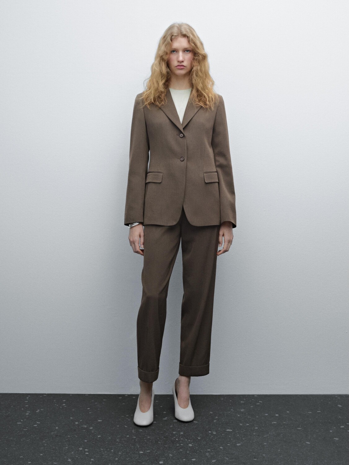 

Костюмные брюки с отворотами Massimo Dutti, серый