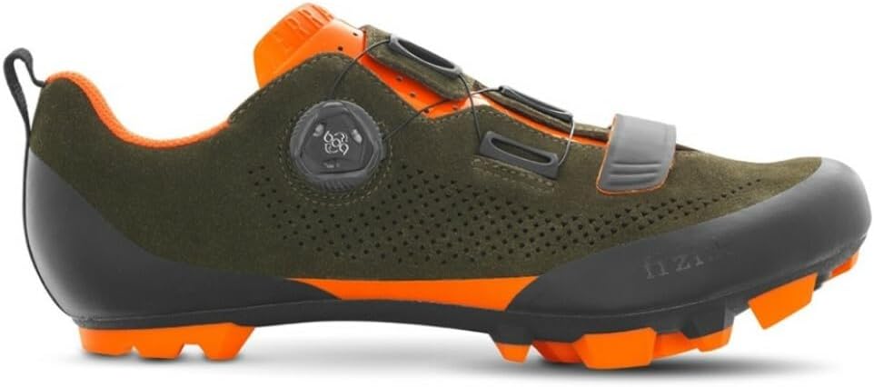 

Велосипедные туфли Fizik X5 Terra для горного велосипеда - Адаптивная посадка, Карбоновое волокно, Туфли MTB из микротекса, зеленый/оранжевый