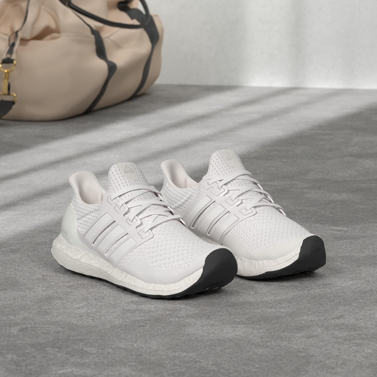 Мужские кроссовки для бега Adidas Ultraboost 1.0, белый — фото 2