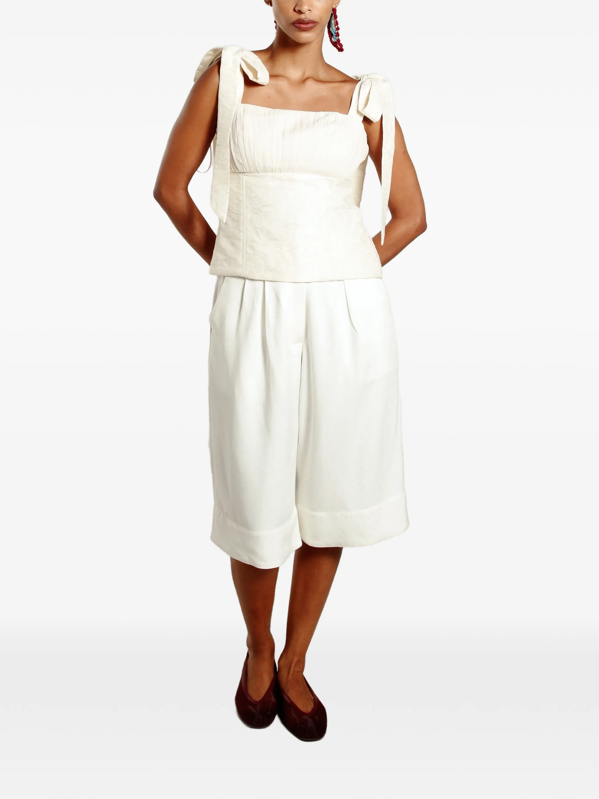 

Топ с завязками на бретелях от Ancora Isolda, белый