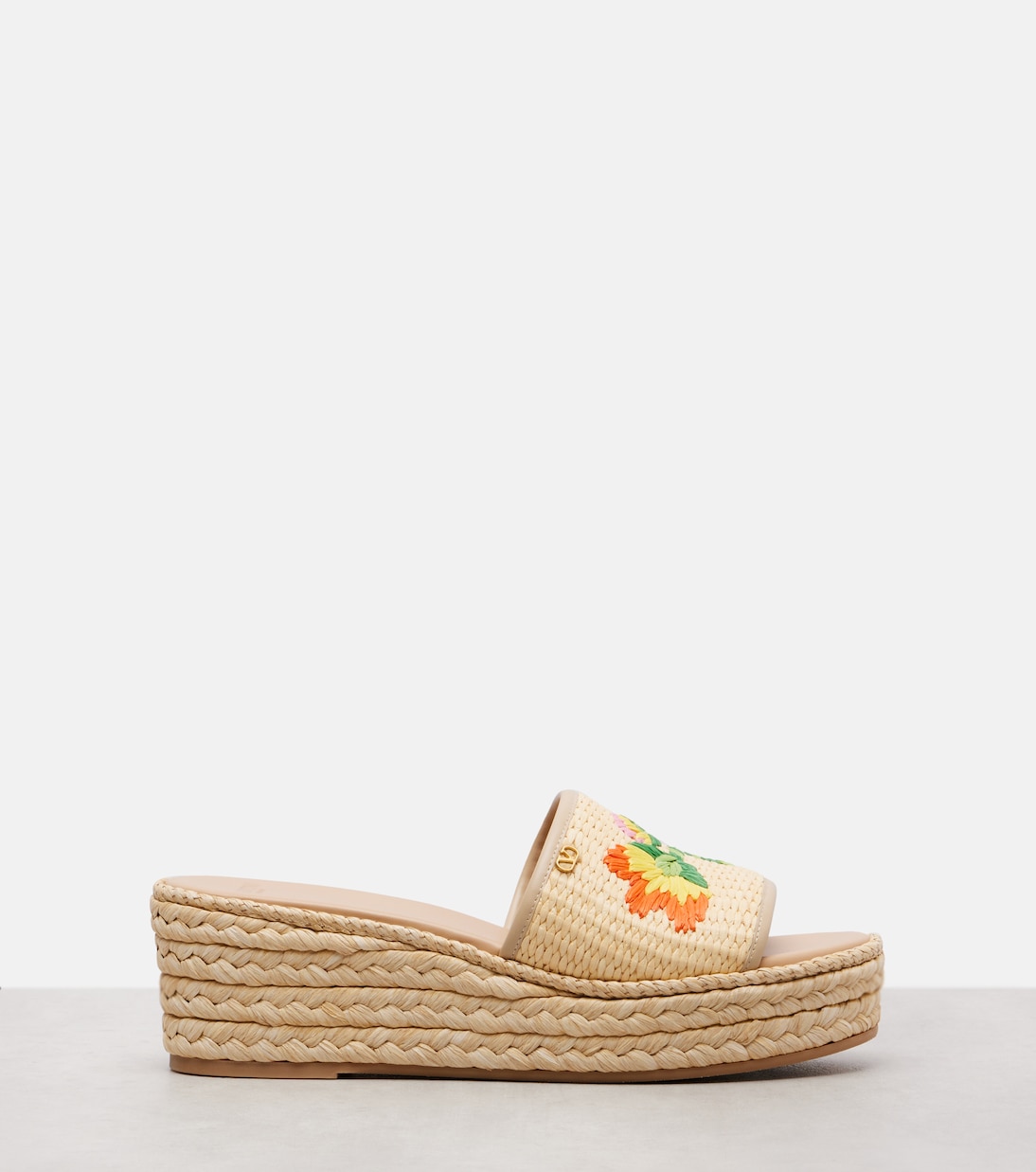 Босоножки Bribri 65 из рафии Valentino Garavani, Naturale/Dusty Beige/Naturale — фото 4