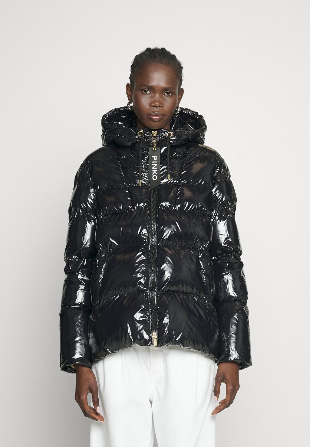 

Куртка зимняя Eleodoro Caban Crystal Pinko, черный
