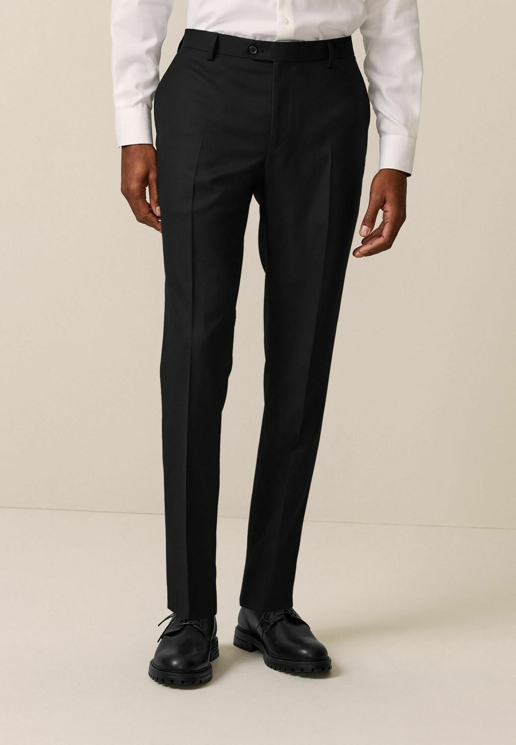 Костюмные брюки SLIM FIT TEXTURED Next, черный — фото 3