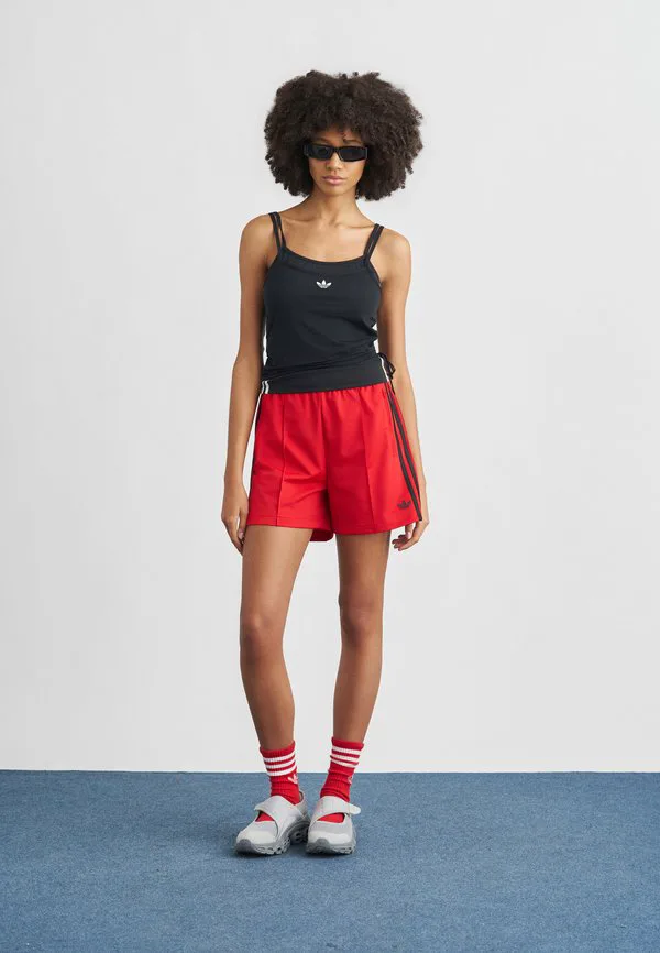 Шорты «жар-птица» Adidas Originals, Better Scarlet/Black — фото 2