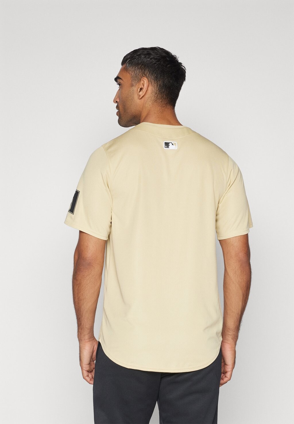 

Спортивная футболка Mlb Arizona Diamondbacks Limited City Connect Nike, бежевая