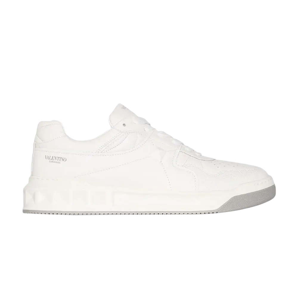 Низкие кроссовки Valentino One Stud Low 2023, белый