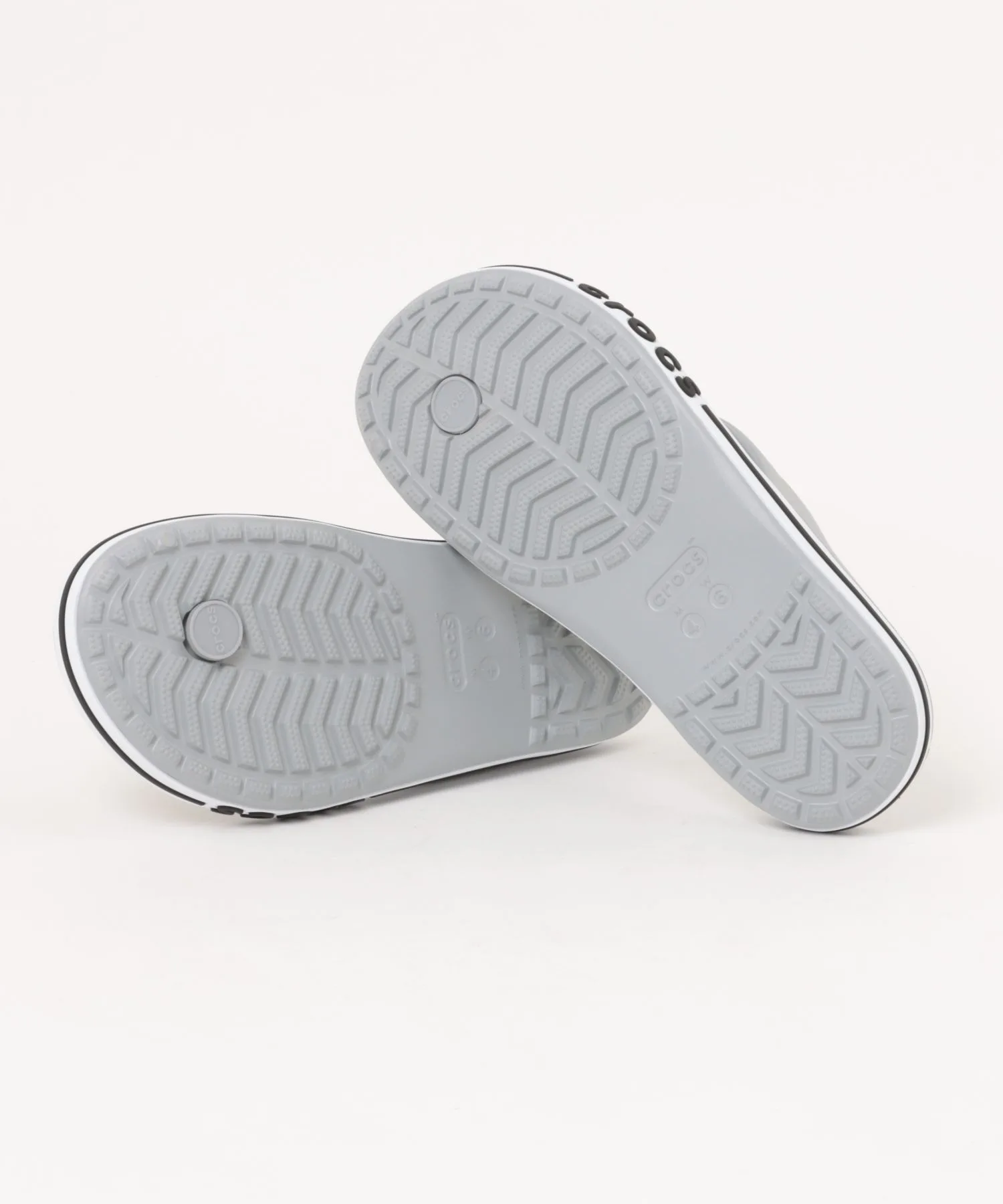 Сандалии с эластичным бантом Crocs BAYABAND FLIP синие — фото 3