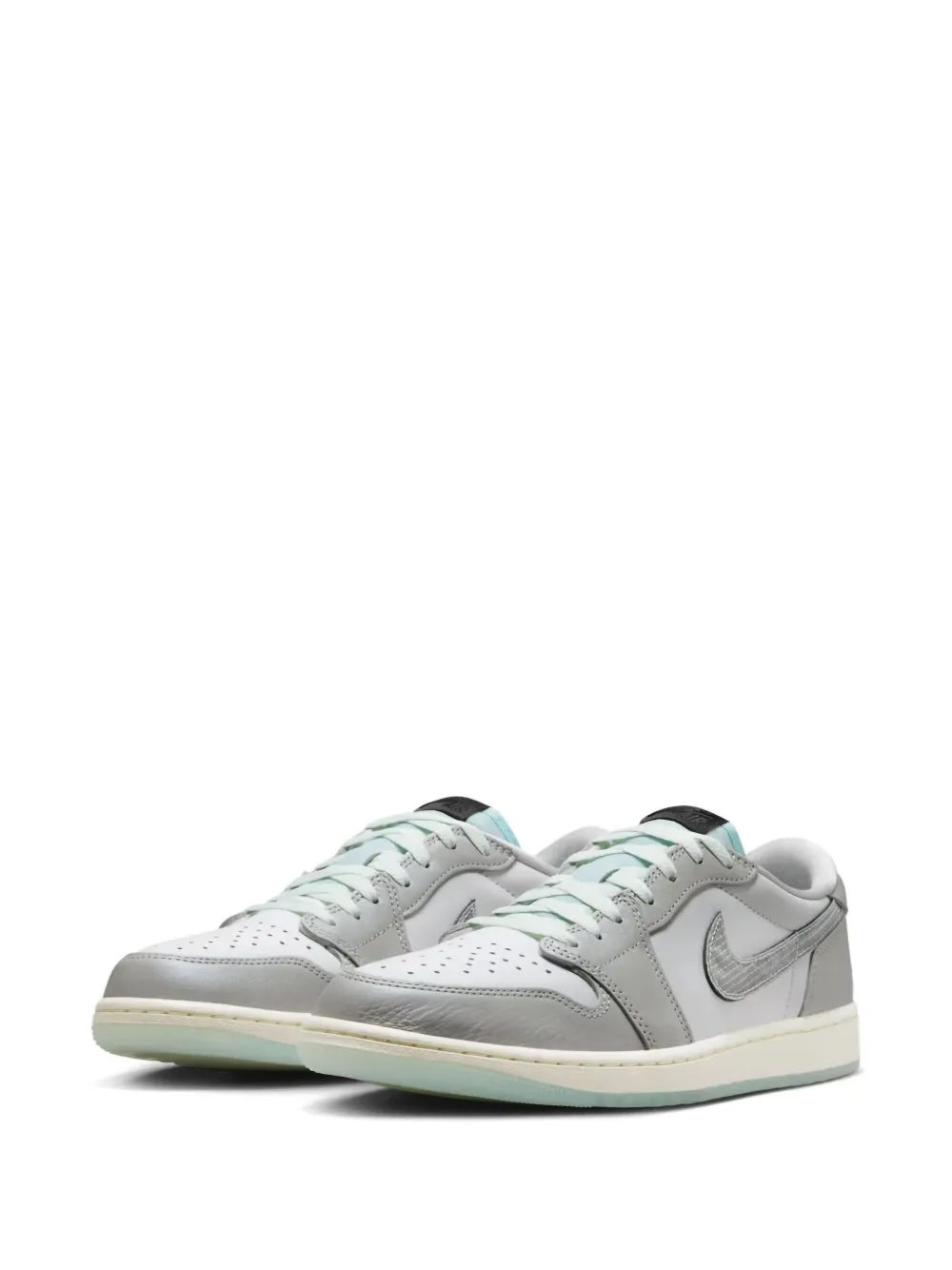 Кроссовки Air Jordan 1 Low OG Year of the Snake, серый — фото 2