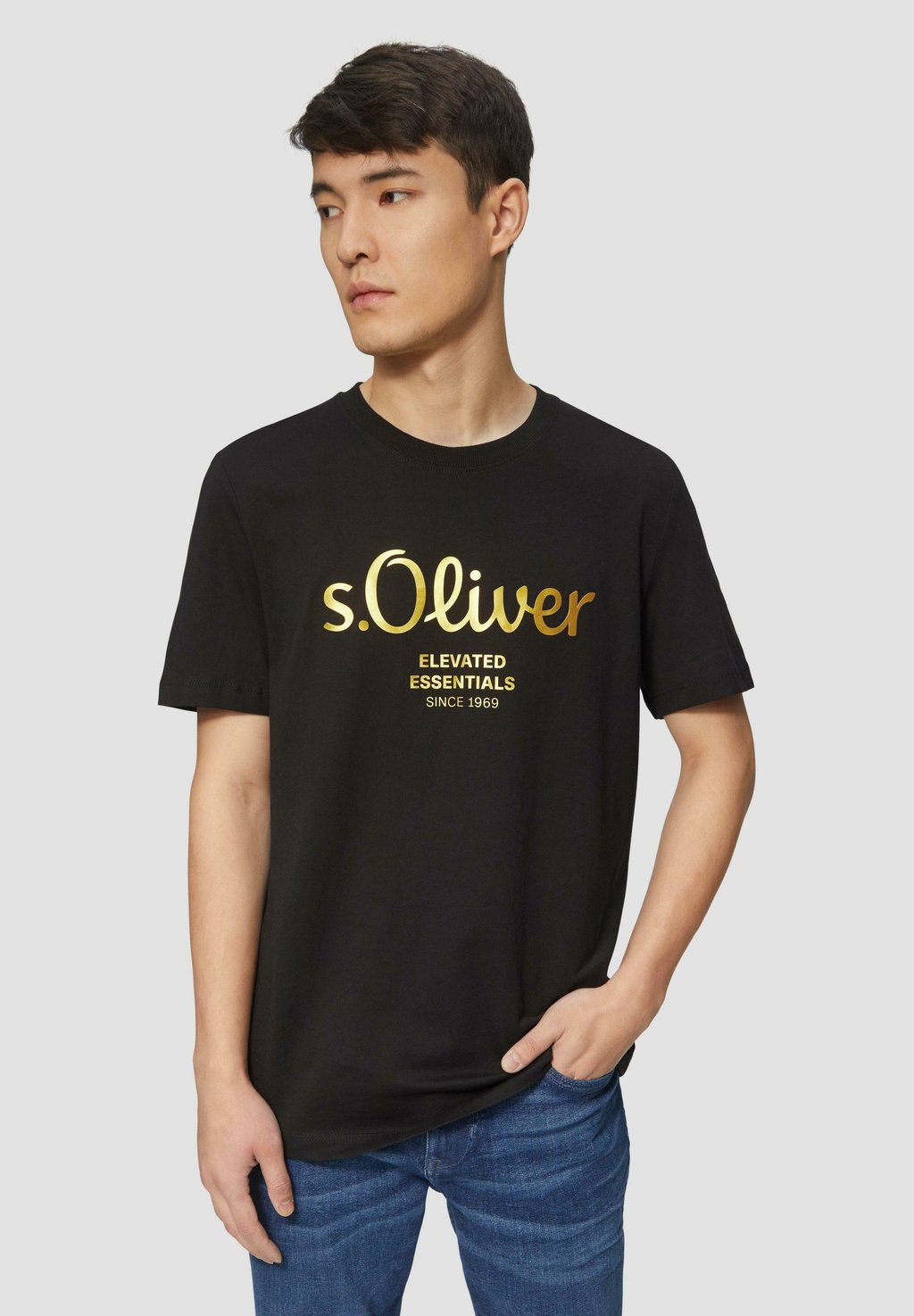 

Футболка с принтом s.Oliver, черный