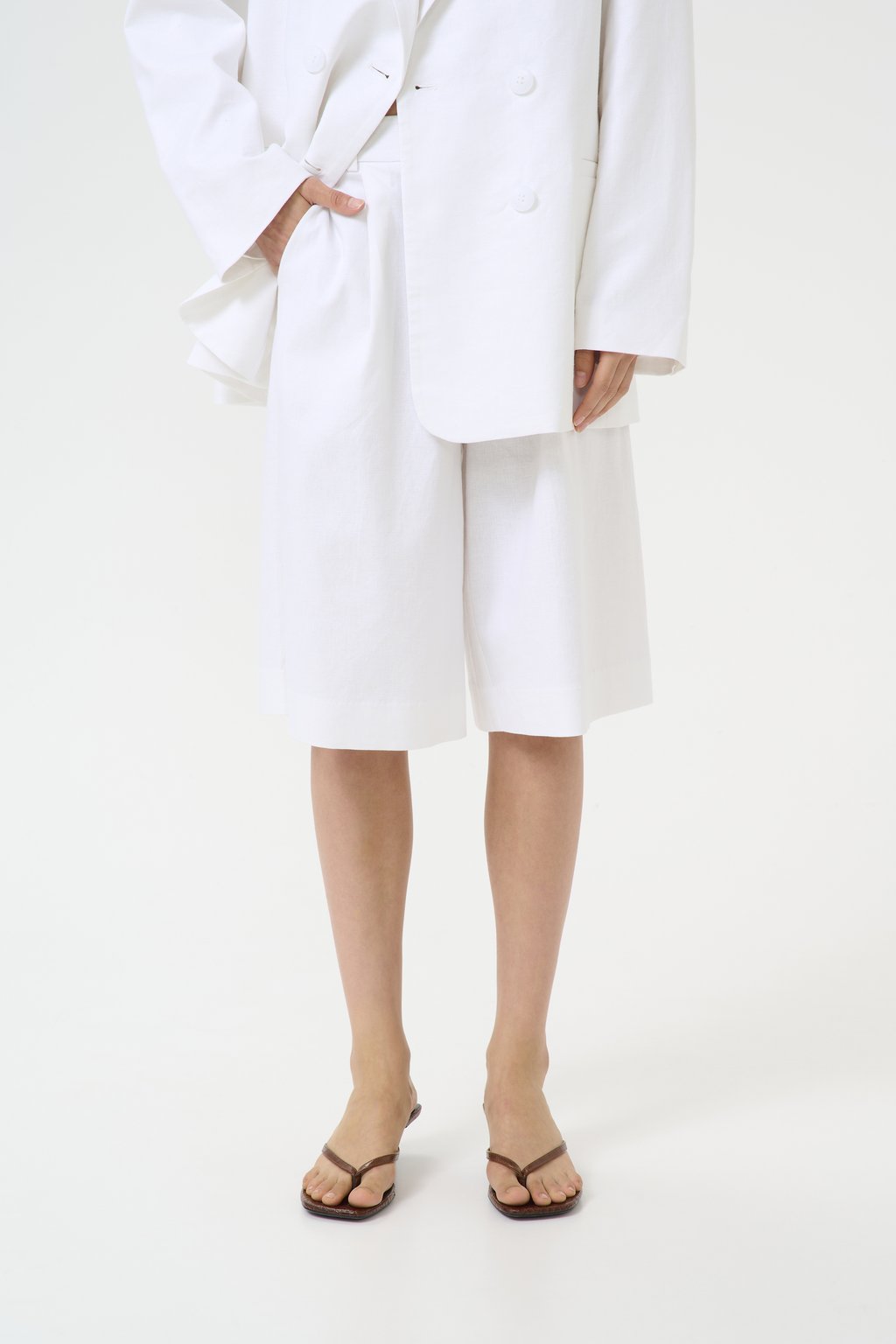

Шорты IZZA Gestuz, Bright White