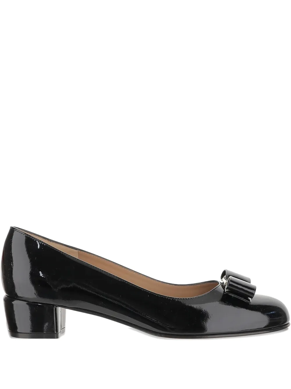 Лакированные туфли Vara 30 Ferragamo, черный